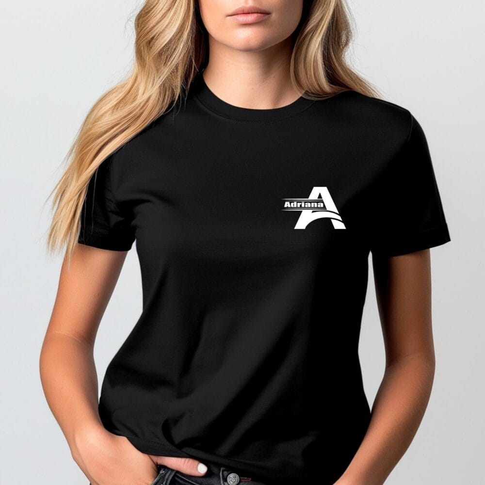 Tricou negru pentru femei personalizat cu monogramă, inițială și nume, cadou elegant