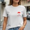 Femeie poarta tricou personalizat business corporate. Imprimat fata piept, cu tematica de Craciun pentru companii