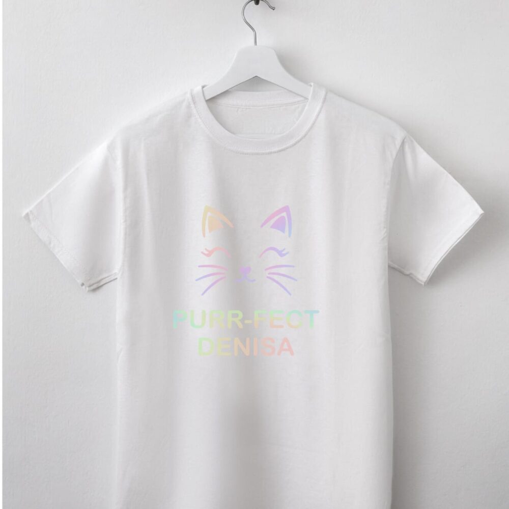Tricou personalizat cu pisică pentru copii – Purr-fect cu nume - Design holografic adorabil