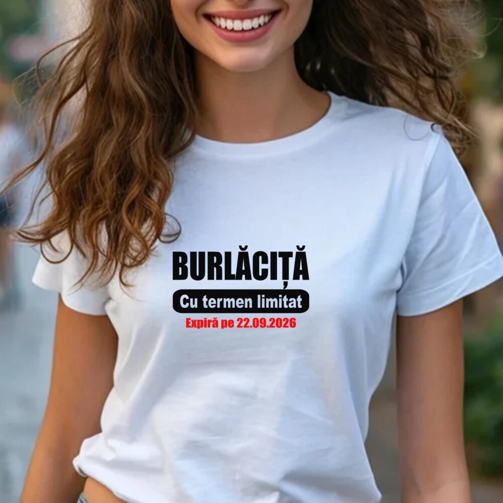 Tricou personalizat burlăciță cu termen limitat, cu dată, pe alb, cadou funny pentru petrecerea burlăcițelor
