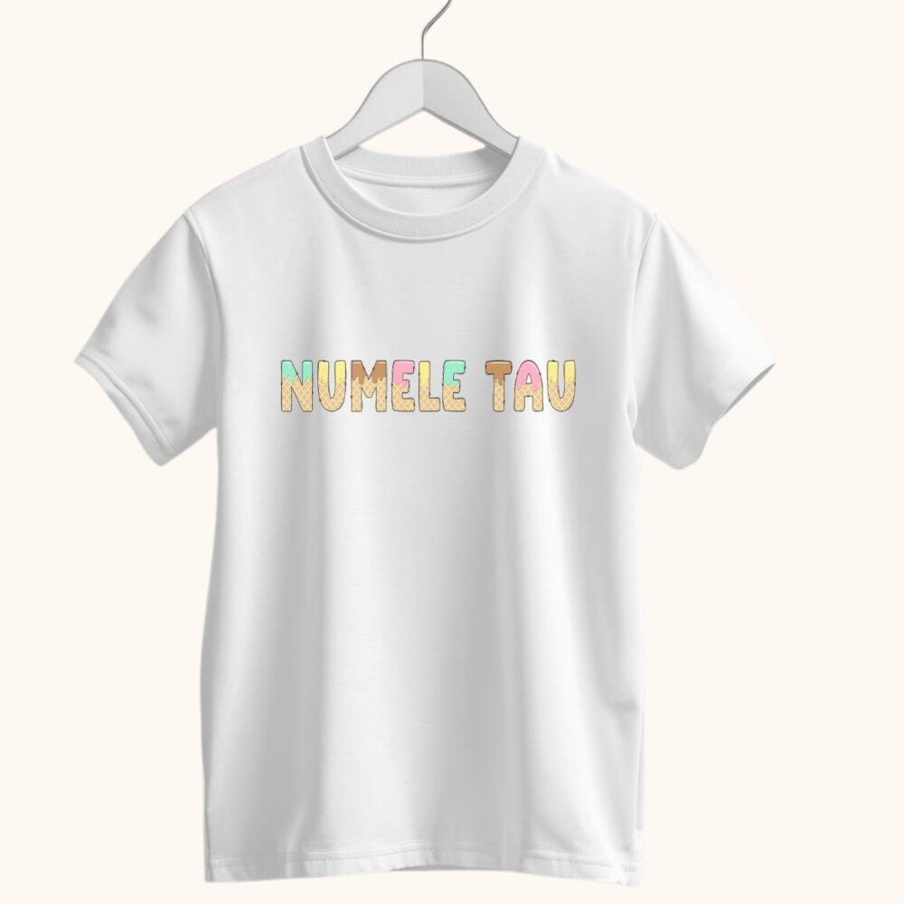 Tricou personalizat pentru fetițe cu nume scris în litere de înghețată