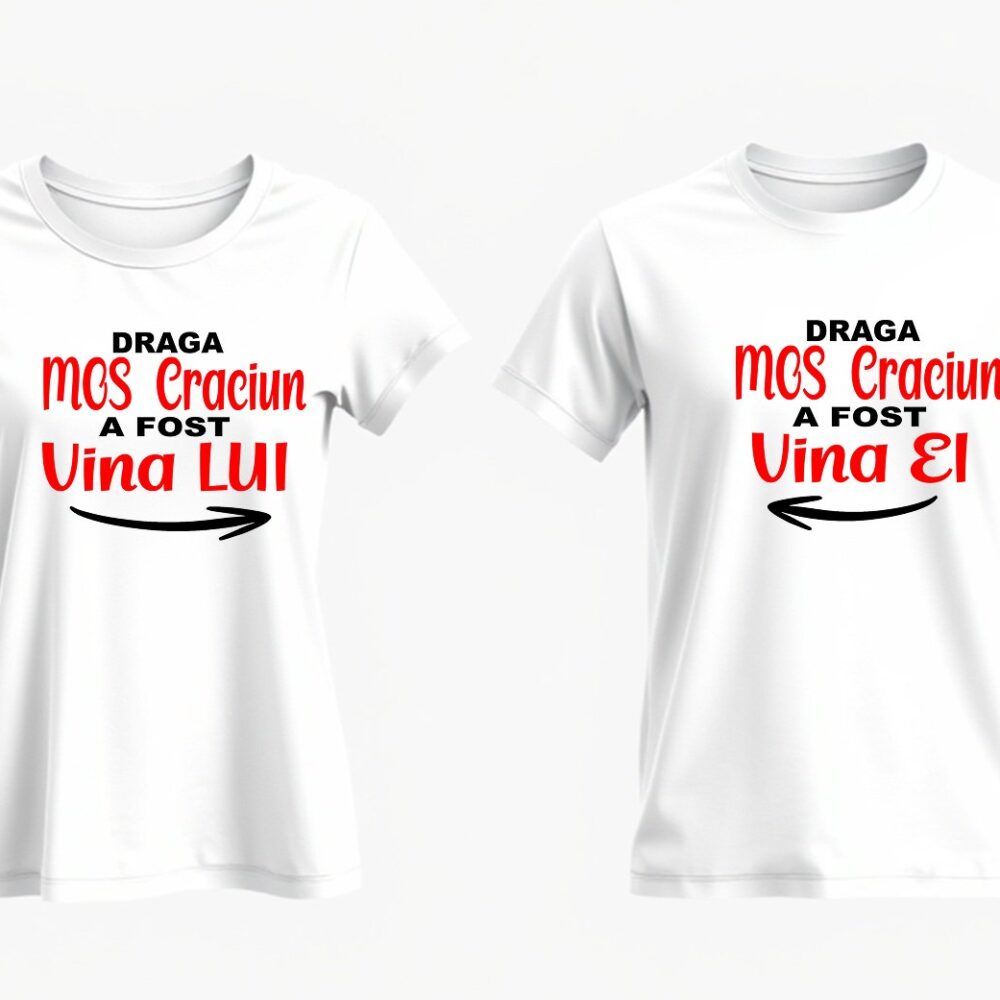 Set tricouri Crăciun pentru cuplu expuse cu vedere clară la mesajul personalizabil Dear Santa