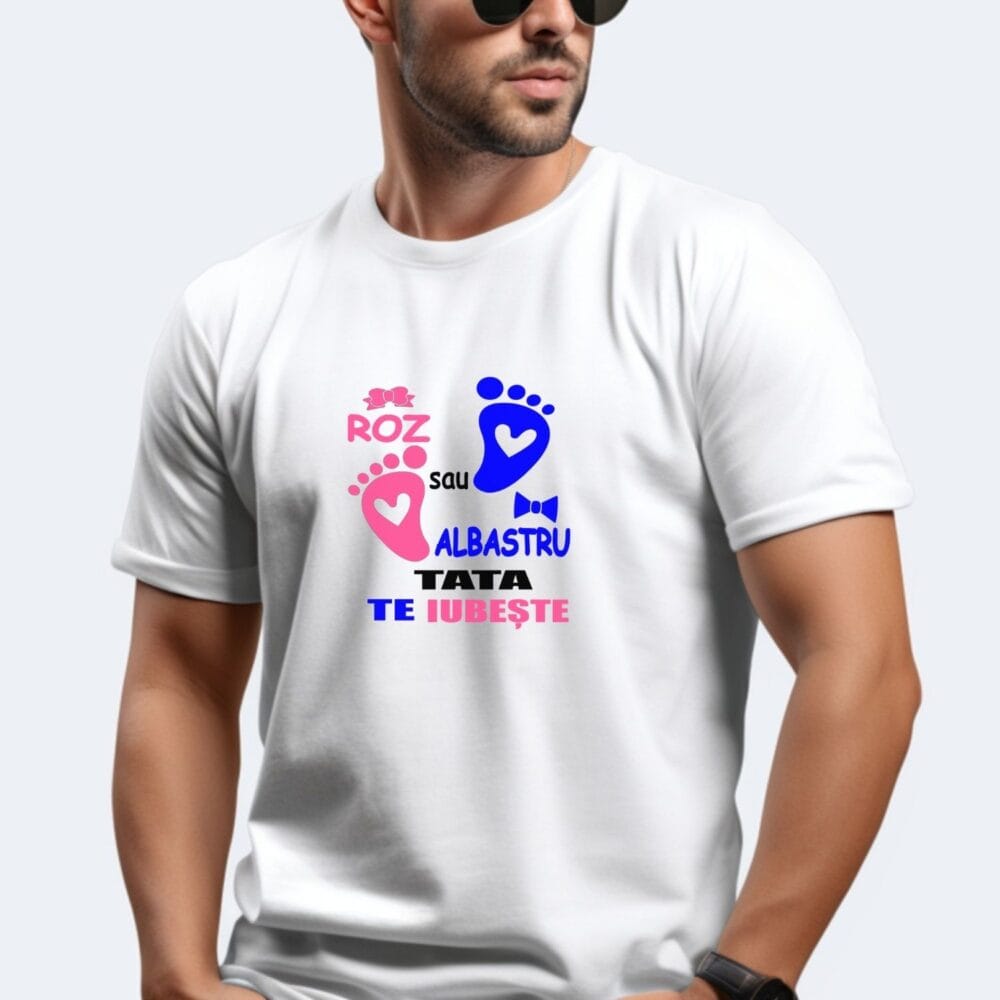 Tricou gender reveal personalizat model Tălpițe cu fontiță și papion, cu mesaj Roz sau Albastru, tata te iubește, pentru petrecere gender reveal
