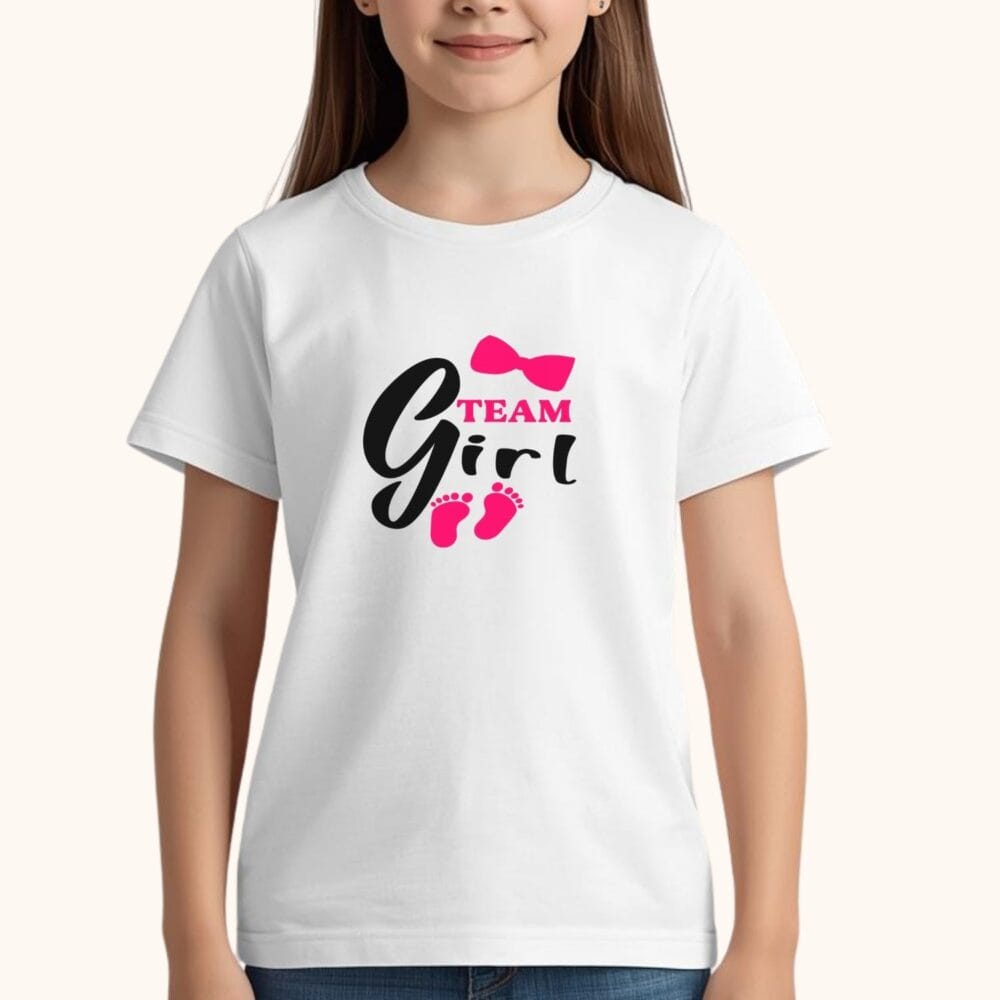 Tricou copii personalizat gender reveal – Team Girl (alb, lifestyle)