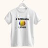 Tricou personalizat #ROMANIA cu nume pentru băieți – mockup pe umeraș