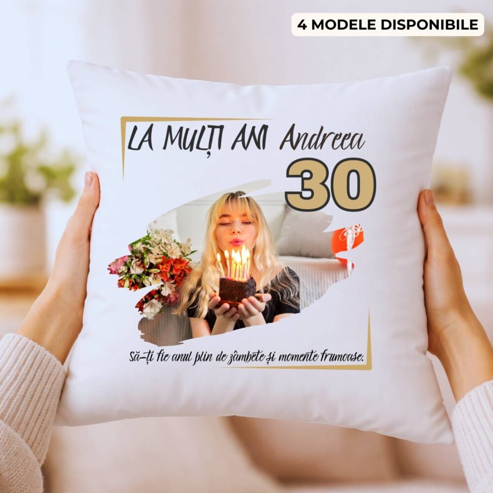 Pernă personalizată zi de naștere cu poză, nume și vârstă. Cadou aniversar 40x40