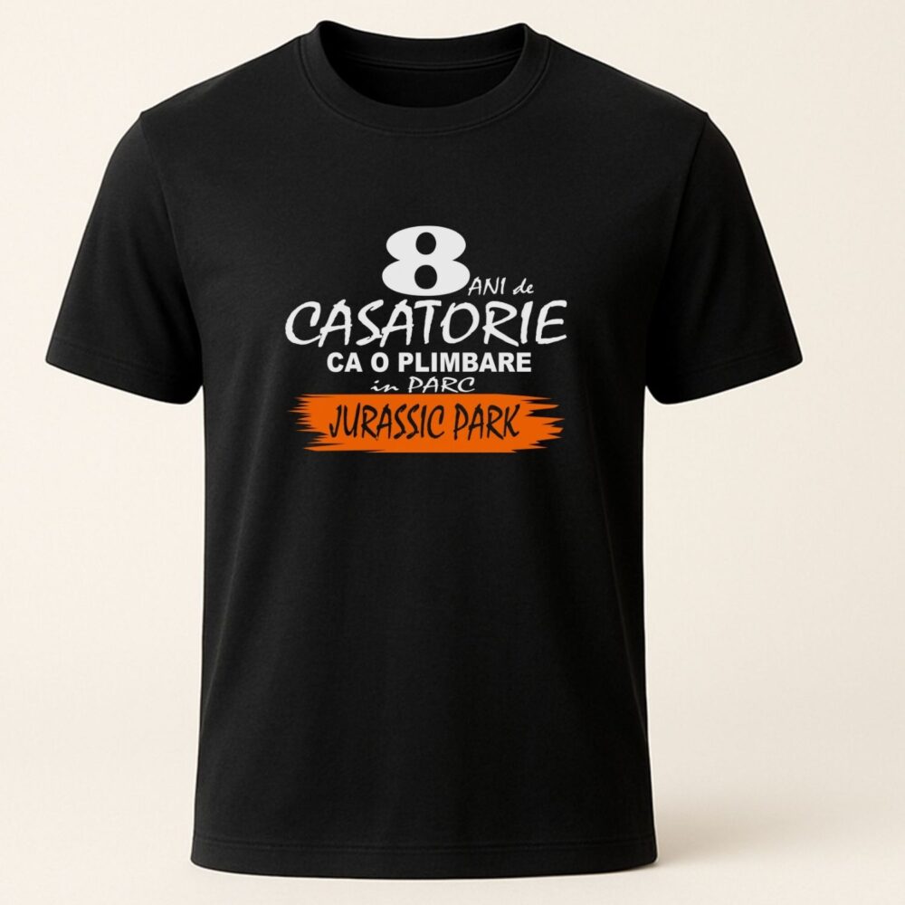 Tricou 8 ani de căsătorie amuzant – “Jurassic Parc” cadou aniversare pentru cuplu