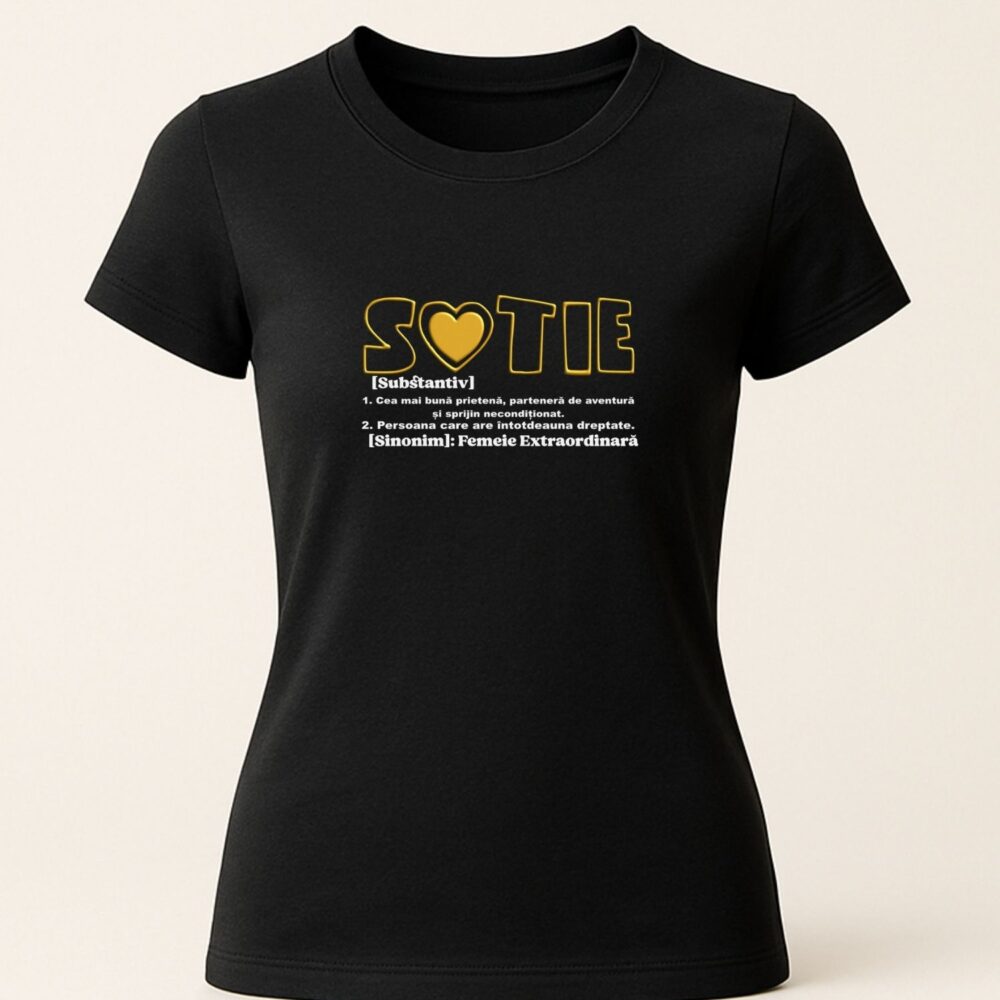 Tricou negru dama personalizat „Soție” cu definiție, vinil auriu soft metallic, model 2