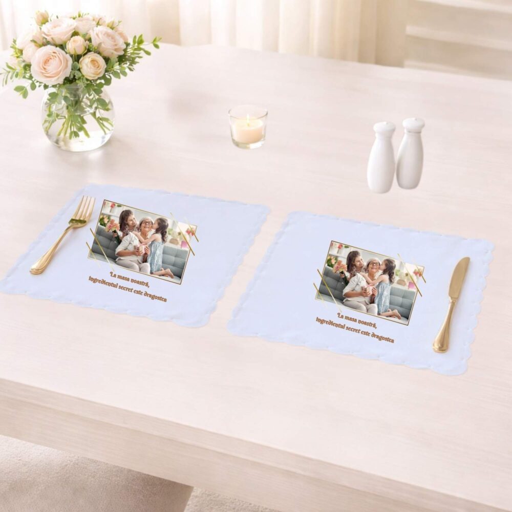 Set 2 suporturi de farfurie personalizate cu poza si text, model Ingredientul secret este dragostea