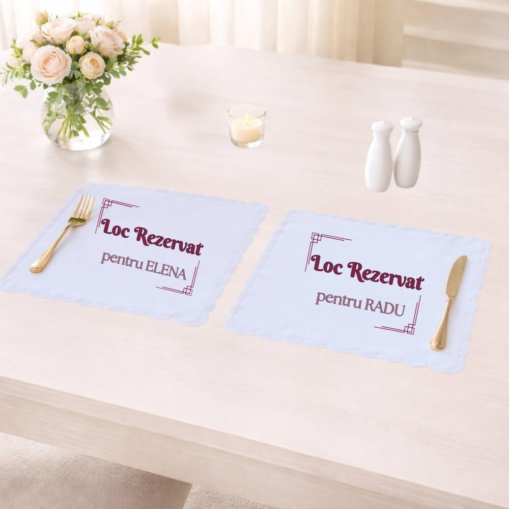 Set 2 suporturi de farfurie personalizate Loc Rezervat, cu nume diferite pentru masa