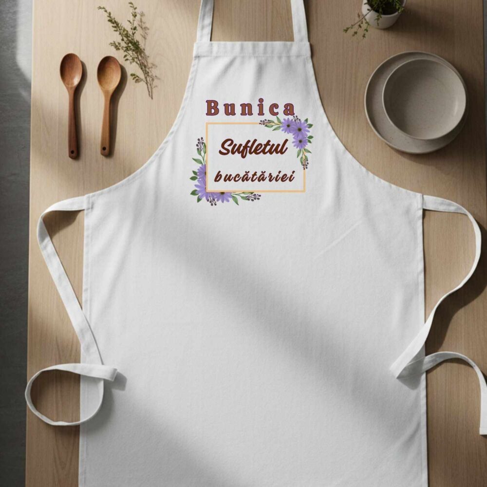 Șorț personalizat pentru bunica, model Bunica sufletul bucătăriei, cadou de familie pentru bunica