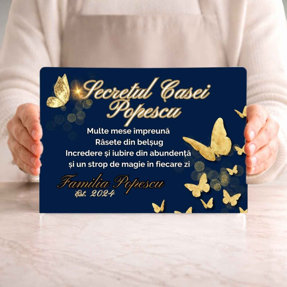 Tocător reteta familiei personalizat din sticlă model Secretul casei cu nume de familie și mesaj, cadou premium pentru bucătărie și familie