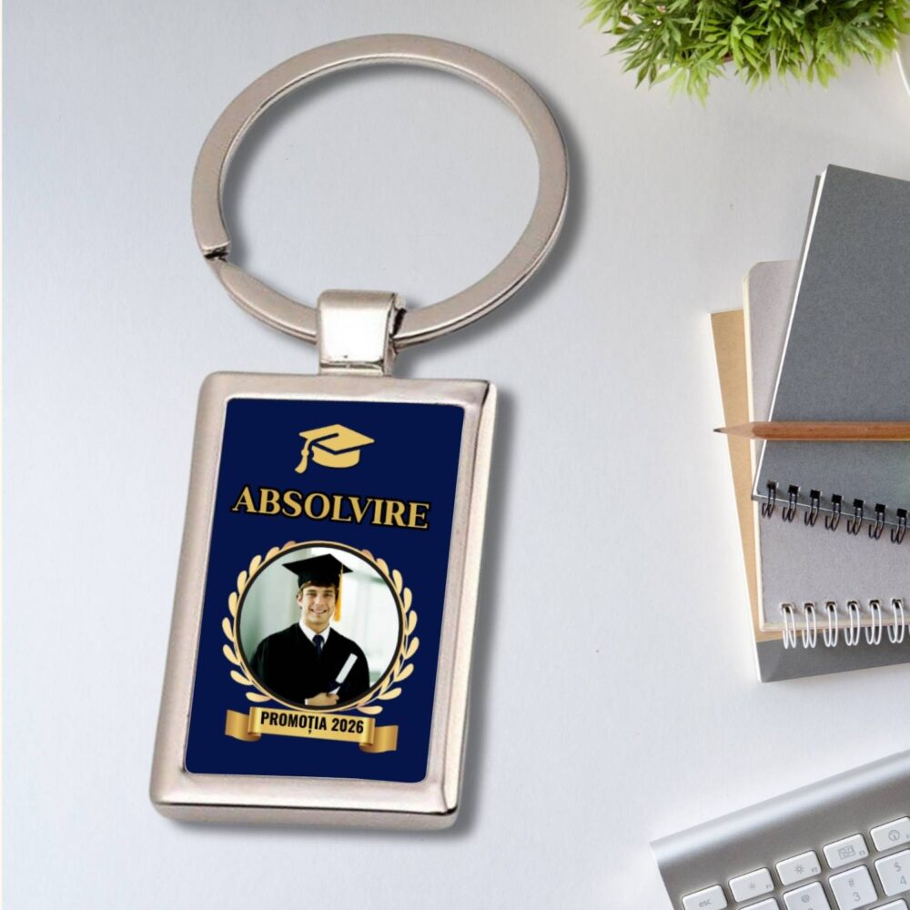 Breloc personalizat absolvire cu poză și promoția. Cadou de final de an