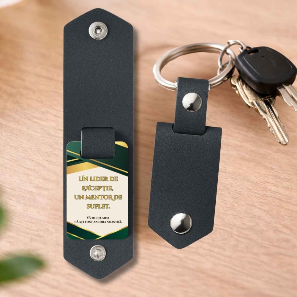 Breloc premium personalizat pentru coordonator sau mentor, model Lider de Exceptie, elegant si distins