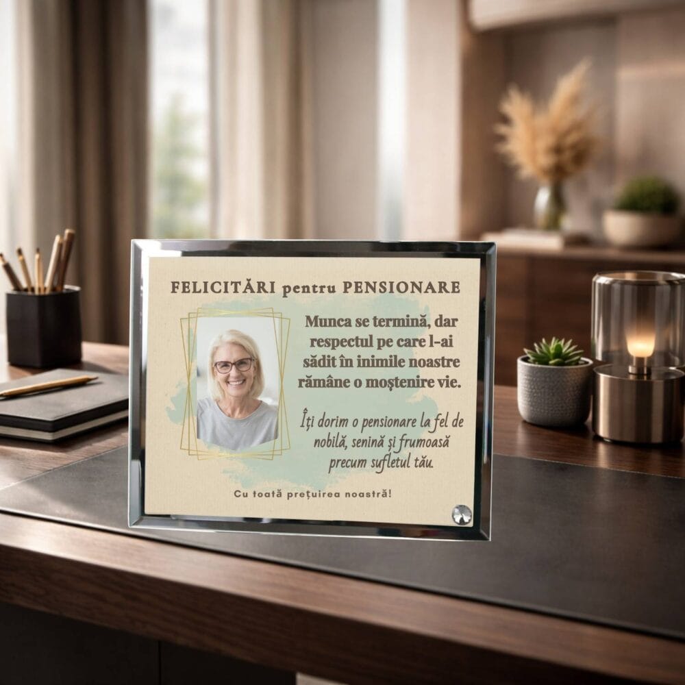 Plachetă pensionare cu fotografie și mesaj elegant, cadou personalizat din sticlă pentru familie sau prieteni