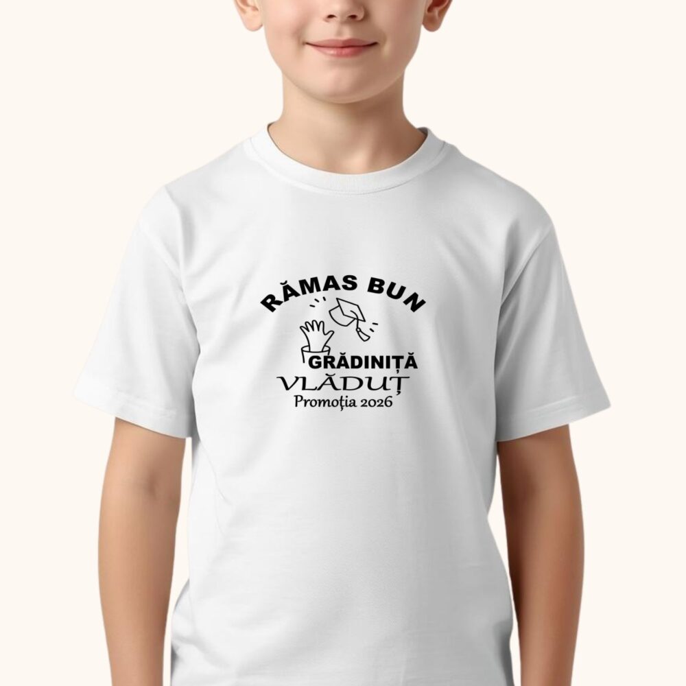 Tricou Rămas bun grădiniță personalizat cu nume pentru băieți, model purtabil pentru serbare, final de grădiniță și cadou