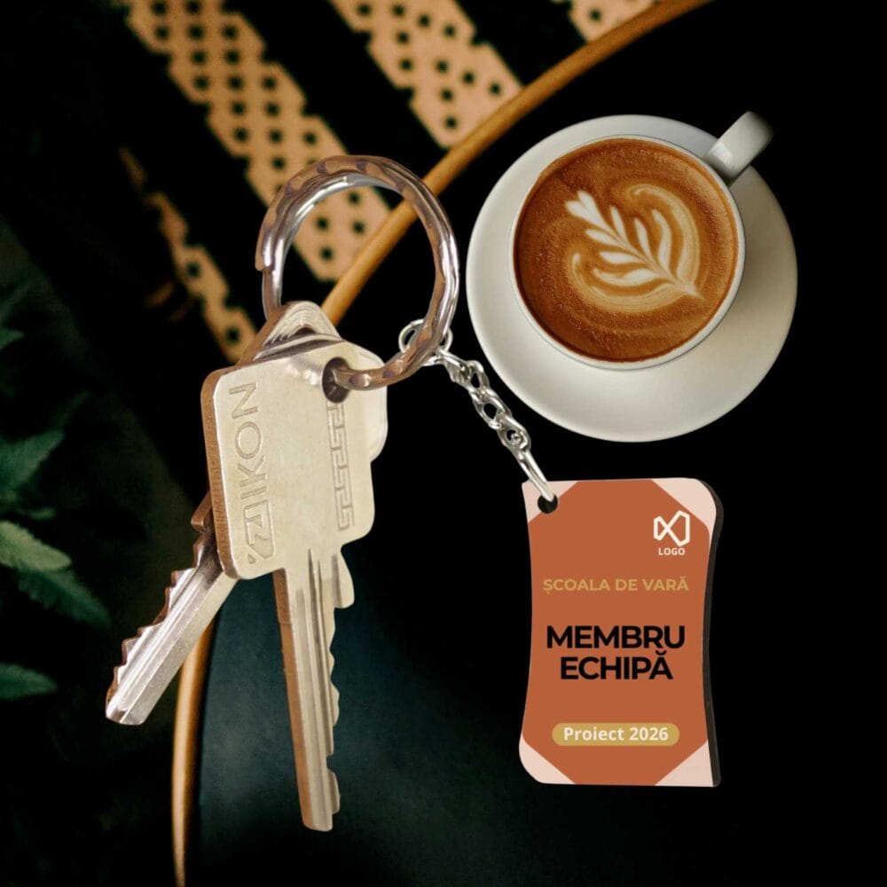 Breloc eco personalizat din MDF pentru membru echipa, scoala de vara sau proiect