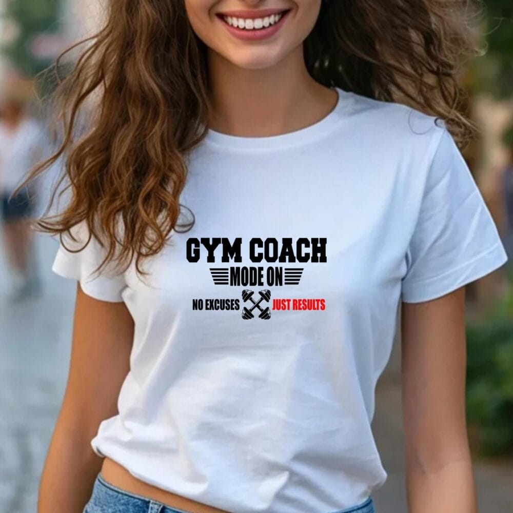 Tricou Gym Coach Mode On pentru femei, model unisex fitness coach pe tricou alb
