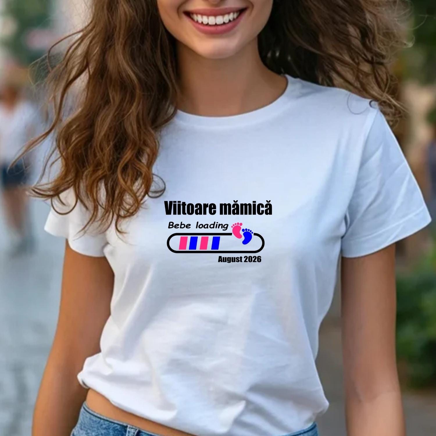 tricou-viitoare-mamica-bebe-loading-personalizat-alb Tricou Viitoare Mămică personalizat cu mesaj Bebe Loading, potrivit pentru anunț sarcină, poze de maternitate și baby shower